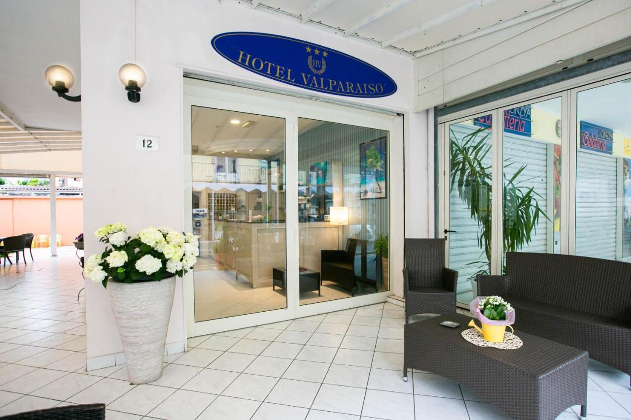 Hotel Valparaiso Ρίμινι Εξωτερικό φωτογραφία